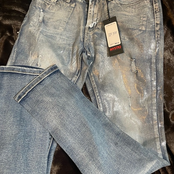 Shining blue with silver tone - Picture 2 of 2